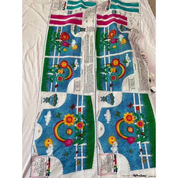 Vintage Christmas & Holiday Fabric Panels For Crafts & Sewing Projects - Picture 8 of 9